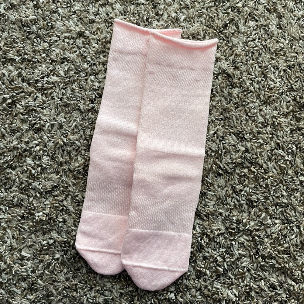 NWOT Lululemon fold over socks